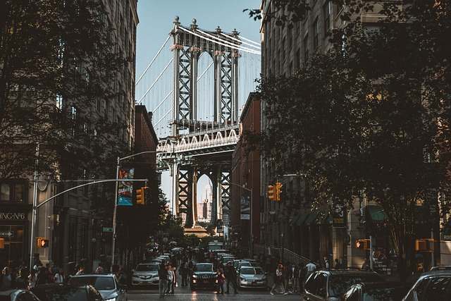 Le pont de Brooklyn depuis Dumbo Le pont de Brooklyn depuis Dumbo